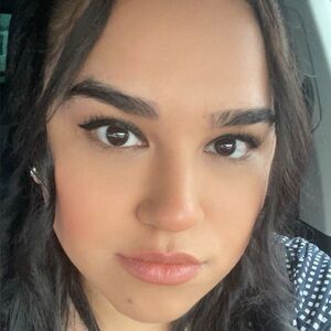 Meet your Posher, Yuridia